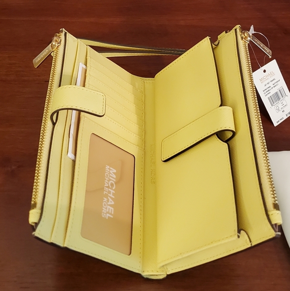 Michael Kors - Emilia - Picture 15 of 16